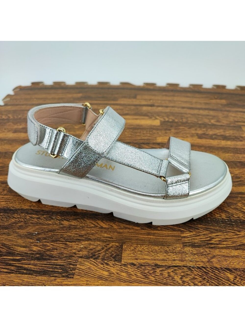 Stuart Weitzman Zoelie Women’s 7 US Sandals Leather Silver Platform S1378